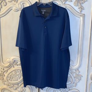 Van Heusen polo. NWT. Small pull -see photo. M